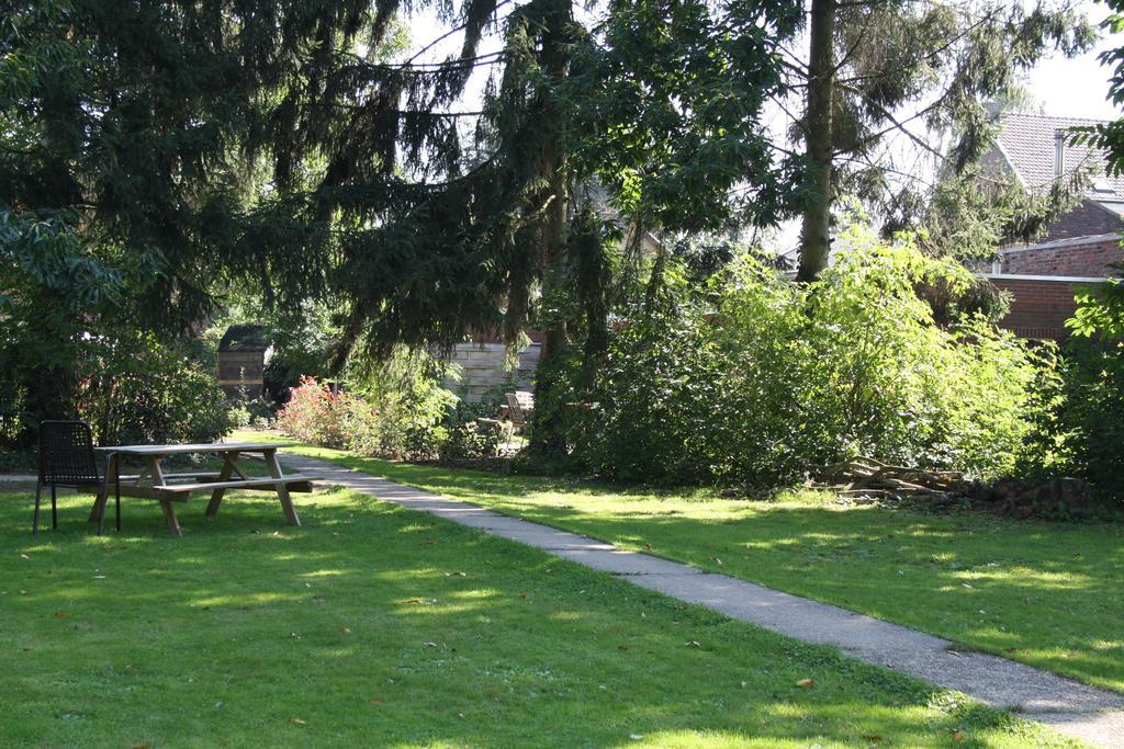 Biedermeier Born Extérieur photo
